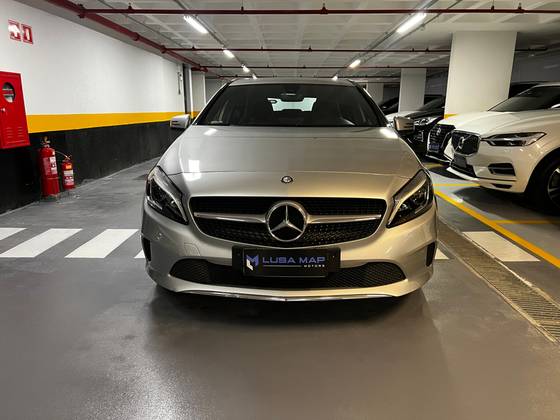 MERCEDES-BENZ A 200 1.6 TURBO 16V FLEX 4P AUTOMÁTICO MERCEDES-BENZ A 200 1.6 TURBO 16V FLEX 4P AUTOMÁTICO
